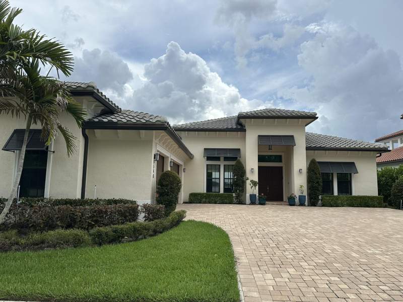 4 bedroom Single Family Residence at 8540 W Parkland Bay Trail, Parkland Bay, Parkland — photo 2