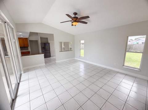 711 SE Celtic Avenue, Port St. Lucie FL - photo 9 of 27