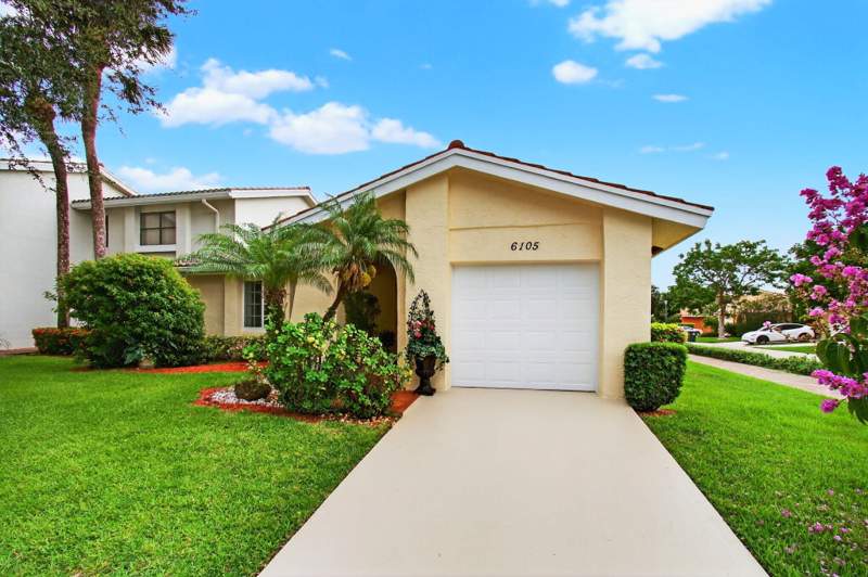 3 bedroom Villa at 6105 Via Laguna Lane, Estada Of Los Paseos, Boca Raton — photo 2