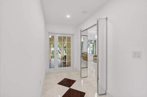 6105 Via Laguna Lane, Boca Raton FL - photo 6 of 75