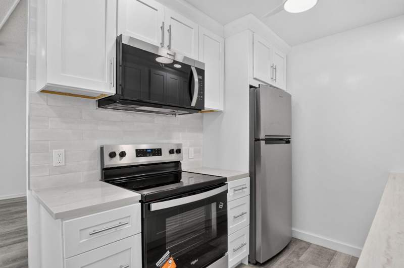 2 bedroom Condominium at 3045 Cornwall C, Century Village, Boca Raton — photo 5