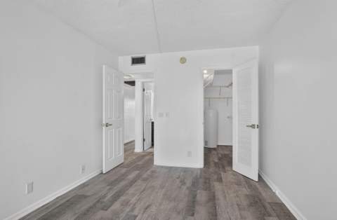 3045 Cornwall C, Boca Raton FL - photo 19 of 54