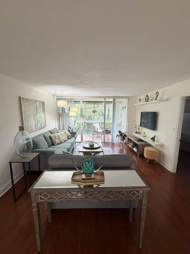 2 bedroom Condominium at 7011 Environ Boulevard #210, Environ I Condo 1 And 2, Lauderhill — photo 5