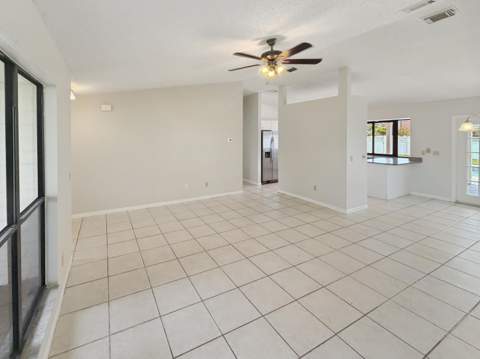 2305 SW Fern Circle, Port St. Lucie FL - photo 18 of 37