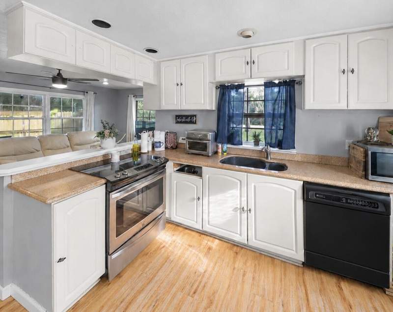 2 bedroom Single Family Residence at 3516 Avenue F, Woodlawn Terrace, Fort Pierce — photo 5