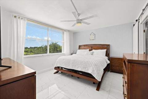 4550 NW 18th Avenue #406, Deerfield Beach FL - photo 15 of 43