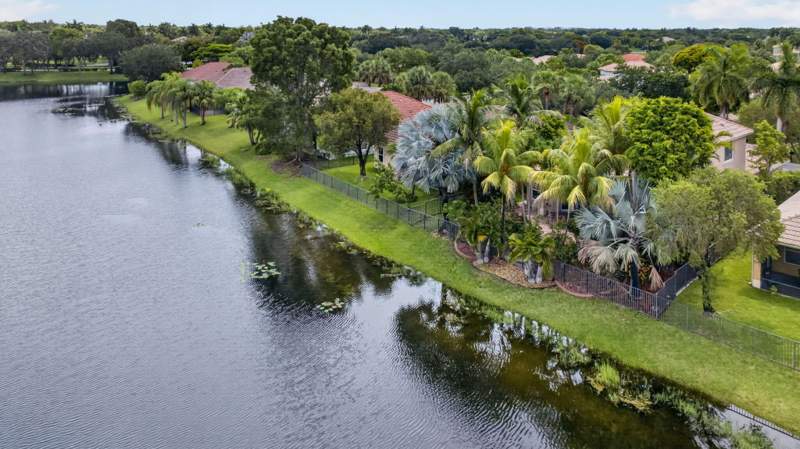 4 bedroom Single Family Residence at 6443 NW 110th Avenue, Parkland Isles, Parkland — photo 2