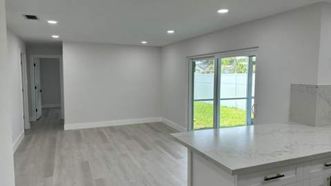 3261 SW 4th Street, Deerfield Beach FL - photo 6 of 23