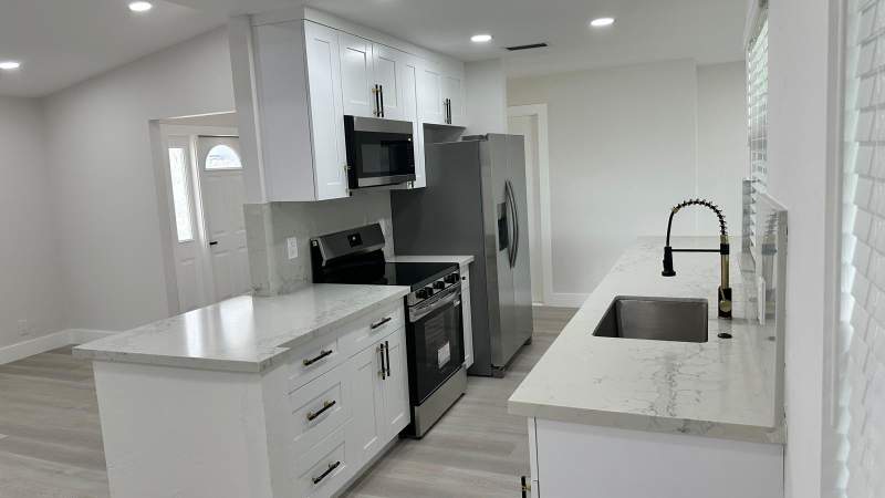 3 bedroom Single Family Residence at 3261 SW 4th Street, West Deerfield Beach, Deerfield Beach — photo 3