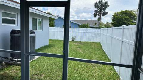 3261 SW 4th Street, Deerfield Beach FL - photo 19 of 23