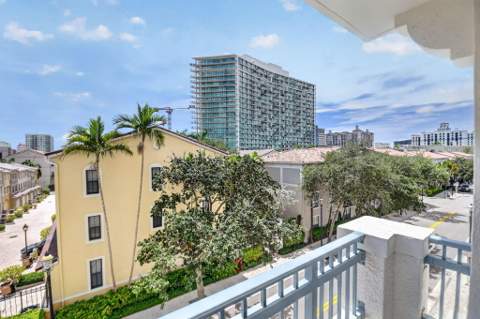 403 S Sapodilla Avenue #307, West Palm Beach FL - photo 11 of 100
