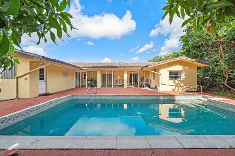 1200 NW 4th Avenue, Boca Raton FL - photo 23 of 24