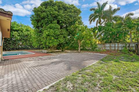1200 NW 4th Avenue, Boca Raton FL - photo 24 of 24
