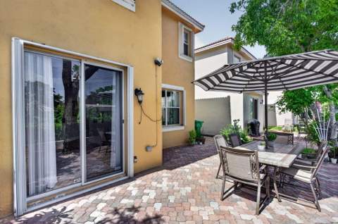 9736 NW 1st Manor, Coral Springs FL - photo 6 of 57
