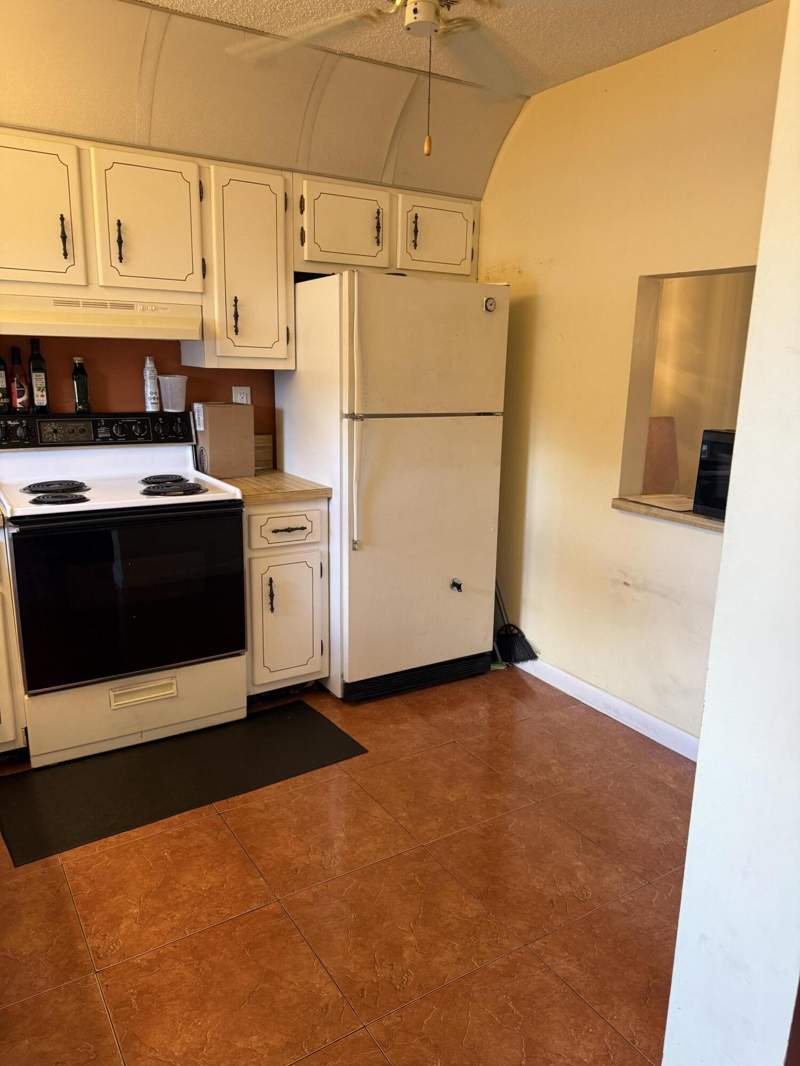 2 bedroom Condominium at 9440 SW 8th Street #110, Isle Of Sandalfoot Condo, Boca Raton — photo 4