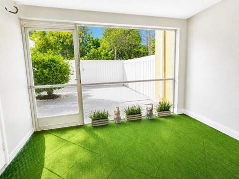 222 Foxtail Drive #E, Greenacres FL - photo 6 of 24