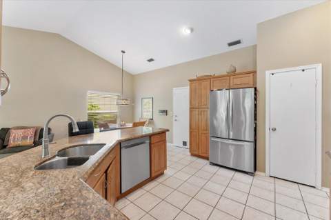 3715 Lancewood Place, Delray Beach FL - photo 13 of 42
