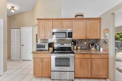 3715 Lancewood Place, Delray Beach FL - photo 14 of 42