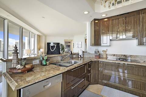 2700 N Ocean Drive #1006b, Riviera Beach FL - photo 7 of 30