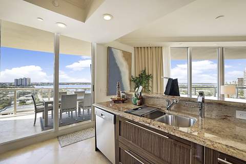 2700 N Ocean Drive #1006b, Riviera Beach FL - photo 9 of 30