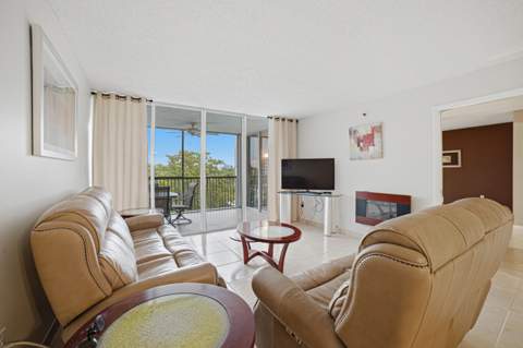 3940 Inverrary Boulevard #603-a, Lauderhill FL - photo 9 of 39