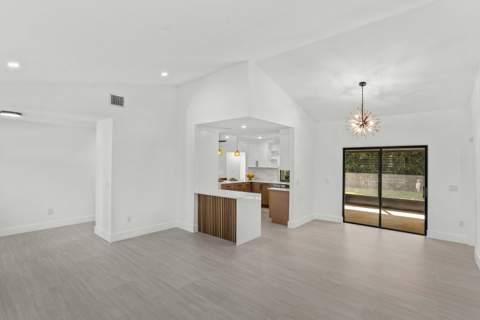 14814 Paddock Drive, Wellington FL - photo 11 of 44