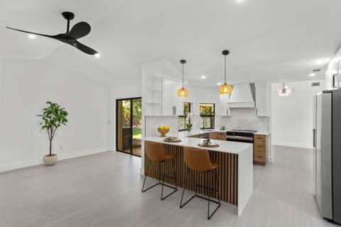 14814 Paddock Drive, Wellington FL - photo 7 of 44