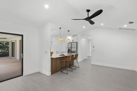 14814 Paddock Drive, Wellington FL - photo 8 of 44