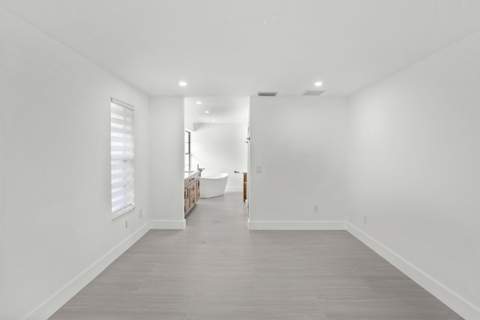 14814 Paddock Drive, Wellington FL - photo 16 of 44
