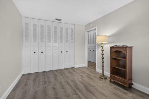 2703 Dudley Drive #H, West Palm Beach FL - photo 24 of 47