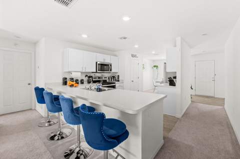 4581 SW Darwin Boulevard, Port St. Lucie FL - photo 8 of 34
