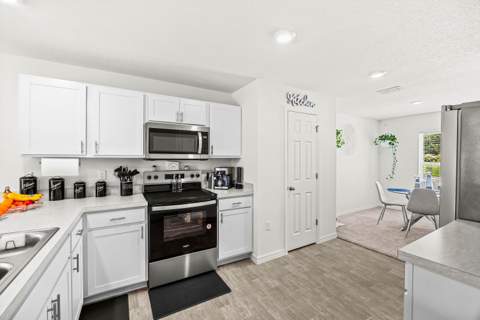 4581 SW Darwin Boulevard, Port St. Lucie FL - photo 12 of 34