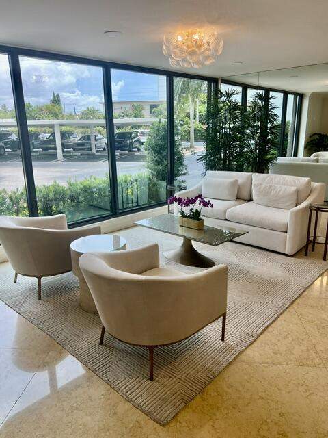 5200 N Flagler Drive #503, West Palm Beach FL - photo 7 of 31