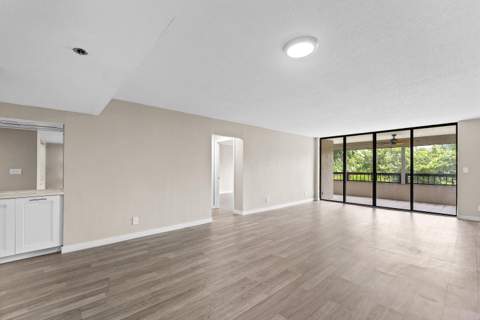 6420 Boca Del Mar Drive #207, Boca Raton FL - photo 22 of 30
