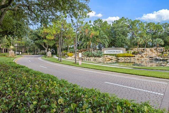6 bedroom Single Family Residence at 11045 Misty Ridge Way, Canyon Isles 3, Boynton Beach — photo 3