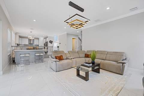 11045 Misty Ridge Way, Boynton Beach FL - photo 9 of 21