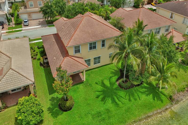 5 bedroom Single Family Residence at 18062 SW 41st Street, Sunset Falls Plat 2, Miramar — photo 3