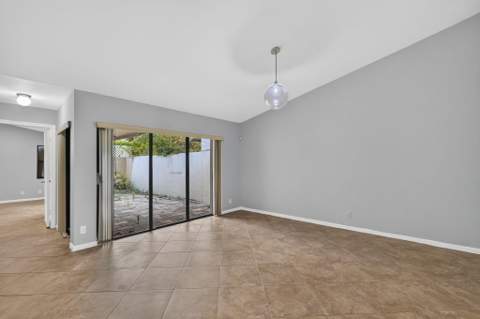 3076 S Oakland Forest Drive #503, Oakland Park FL - photo 10 of 26