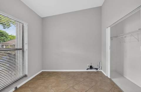 3076 S Oakland Forest Drive #503, Oakland Park FL - photo 19 of 26