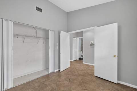 3076 S Oakland Forest Drive #503, Oakland Park FL - photo 20 of 26
