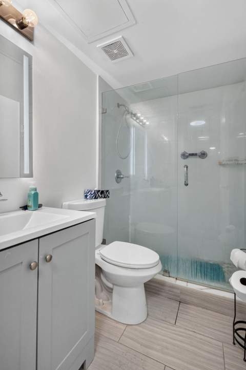 2731 Ocean Club Boulevard #102, Hollywood FL - photo 11 of 24