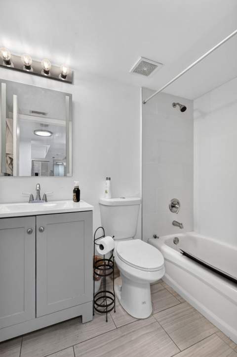 2731 Ocean Club Boulevard #102, Hollywood FL - photo 14 of 24