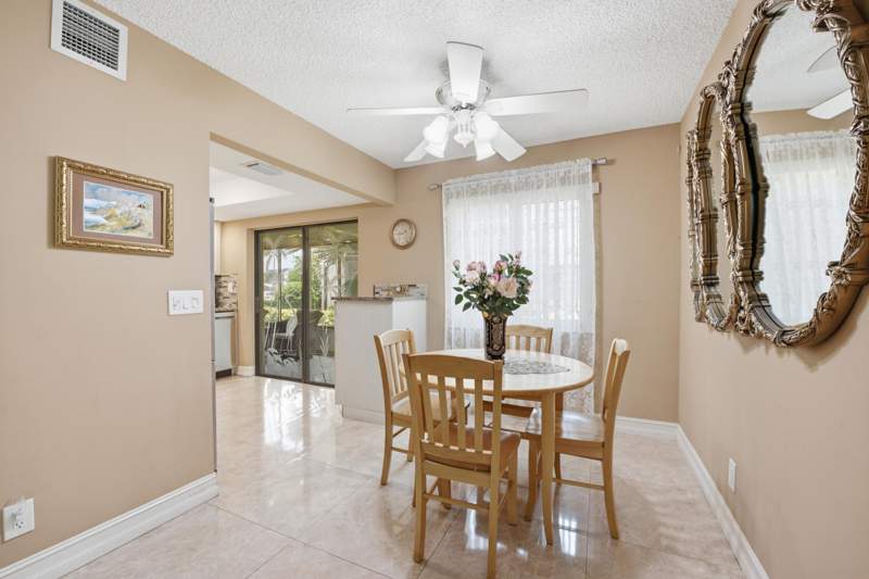 2 bedroom Condominium at 54 Capri B, Kings Point , Delray Beach — photo 4