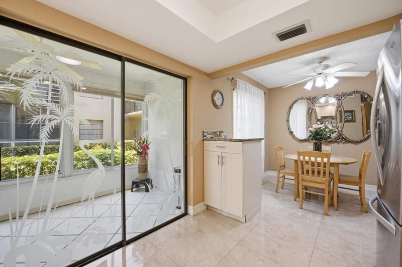 2 bedroom Condominium at 54 Capri B, Kings Point , Delray Beach — photo 5