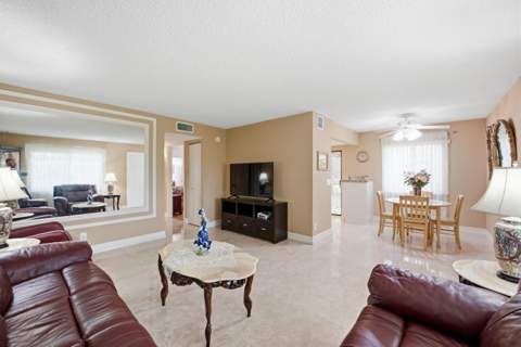 54 Capri B, Delray Beach FL - photo 9 of 36
