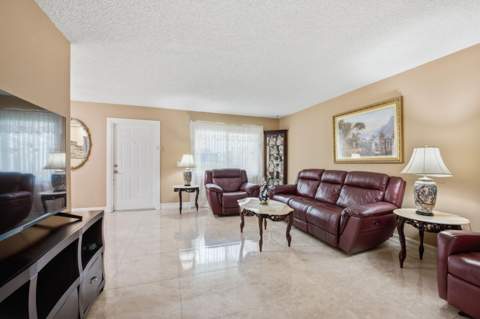 54 Capri B, Delray Beach FL - photo 11 of 36