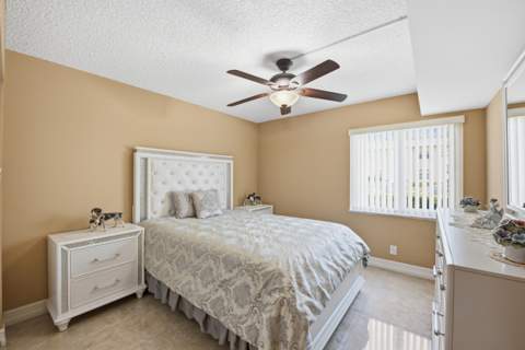 54 Capri B, Delray Beach FL - photo 15 of 36