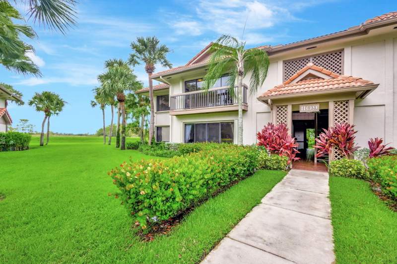 2 bedroom Condominium at 1109 Duncan Circle #201, Dunbar Woods Condo I II And III In Or4410P782,, Palm Beach Gardens — photo 2