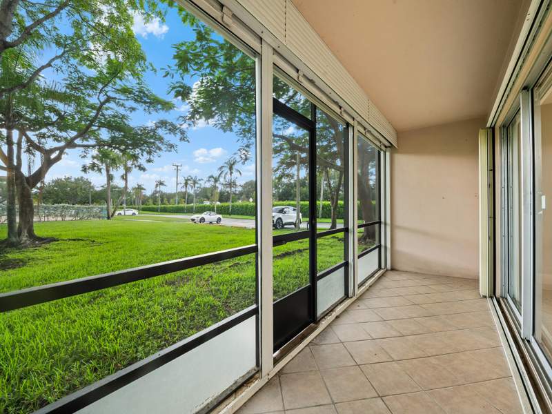 2 bedroom Condominium at 550 SW 137 Avenue #L114, Century Village, Pembroke Pines — photo 5