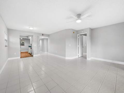 550 SW 137 Avenue #L114, Pembroke Pines FL - photo 8 of 46